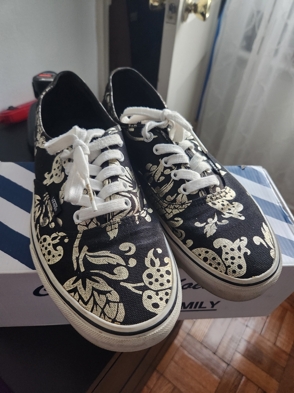 Vans Authentic Van Doren  Size 11